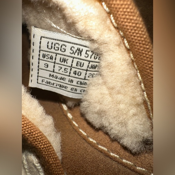 UGG Australia Thong Sandals Tan Leather White Eyelet Lace Embroidery Size 9 - Picture 7 of 11